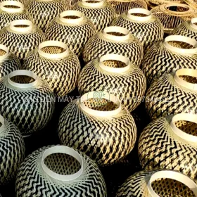 Đèn cầu mây đen trắng